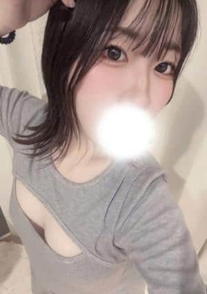 GOLD CROWN 藤沢ルーム セラピスト かおる