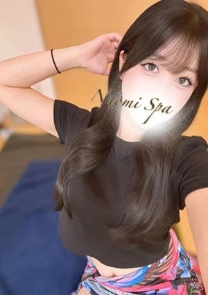 月乃まみ