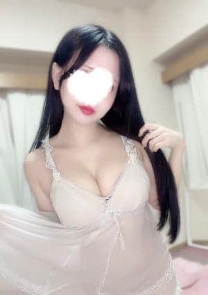 リヴェールスパ セラピスト しずく
