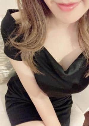 夏目麻衣