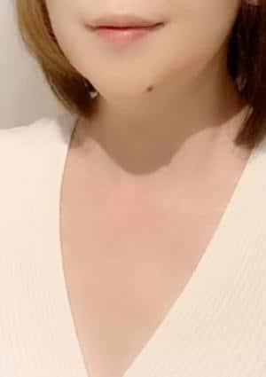 R40（アールフォーティー） セラピスト あやか