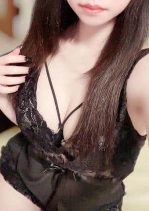 Eden浜松店 セラピスト しおん