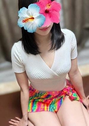 名嘉山れみ