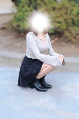 scrape_url:https://grandaromatokyo.com/images_staff/726/071303075090.jpg