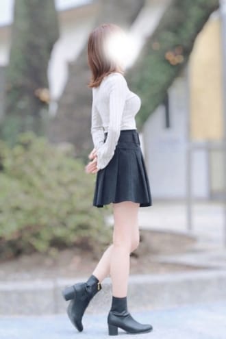 scrape_url:https://grandaromatokyo.com/images_staff/726/071303074889.jpg