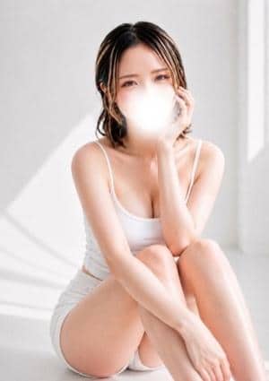 THREE（スリー）太田川ルーム セラピスト みらい