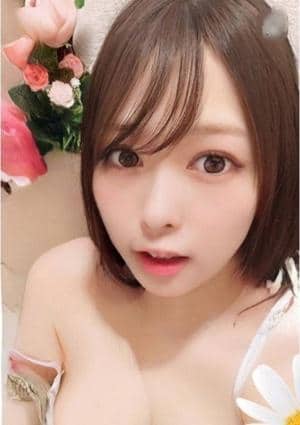 NEW+PLUS（ニュープラス） セラピスト 内倉もも