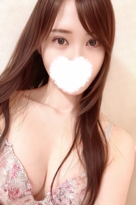 scrape_url:https://esthe-dulcis.com/images_staff/207/030118172983.jpg