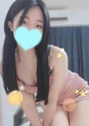 GOLD CROWN 藤沢ルーム セラピスト りお