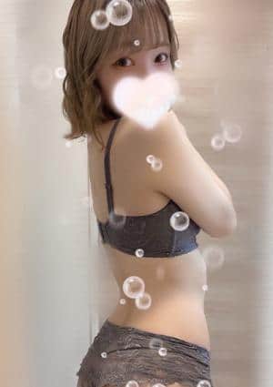 オイルの女神 セラピスト 優木ここな