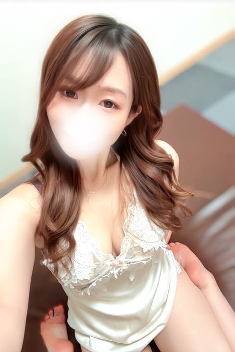 scrape_url:https://esthe-dulcis.com/images_staff/237/011422342328.jpeg