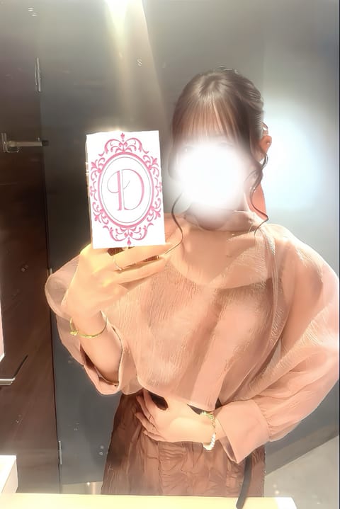 scrape_url:https://esthe-dulcis.com/images_staff/237/110917021666.jpeg