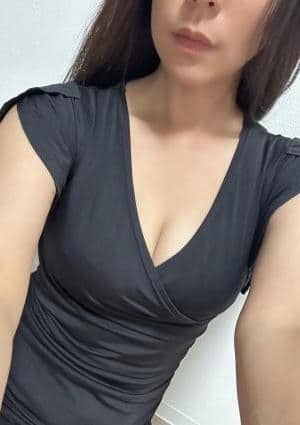 藤咲あいら