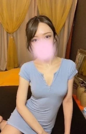 scrape_url:https://img.estama.jp/shop_data/00000040892/cast/sub/357x556/img_ah3gh_20251025095116.jpg?f=webp