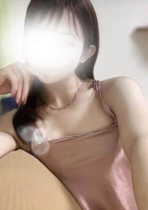 白井かなで