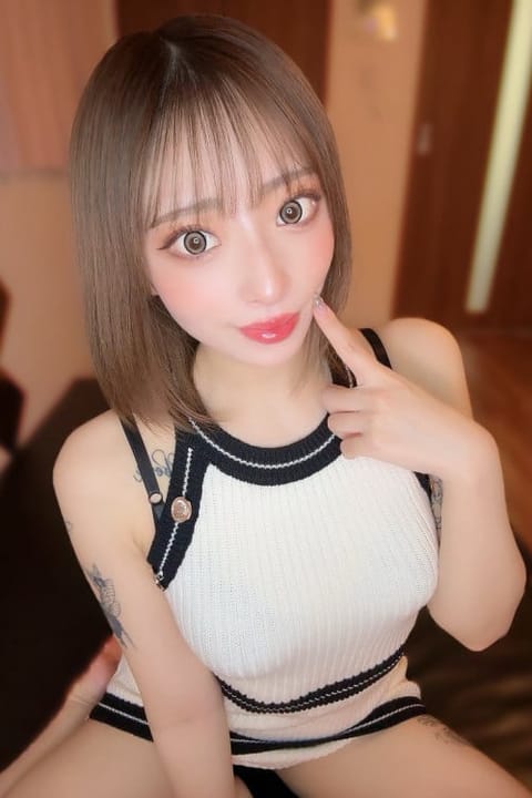 名古屋・栄メンズエステ〜HANIEL〜 セラピスト ⚜️らな⚜️ 24歳