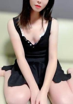 みいな