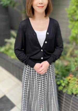 ミセスの子守唄 セラピスト 明音