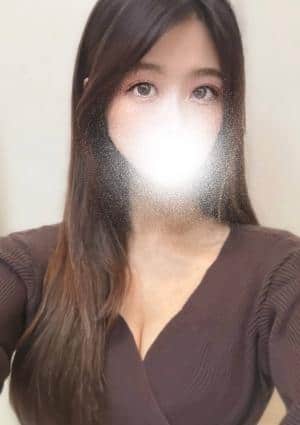 White（ホワイト）スパ セラピスト かりん