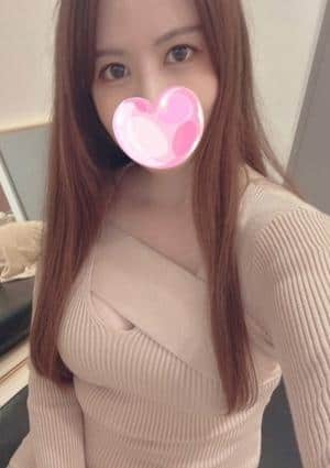 美波ここ