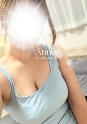 アンナ