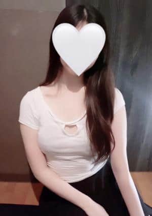Agu（アグ） セラピスト 宇佐美　えま