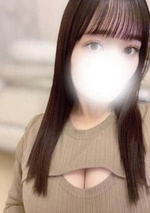 SAUDADE TOKYO セラピスト まりん