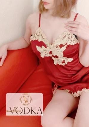 madame VODKA（マダム ウォッカ） セラピスト 白咲