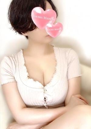 片桐あや