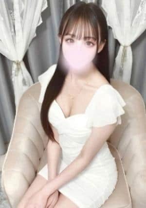 日高 せりな