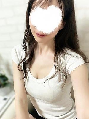 七瀬ゆい