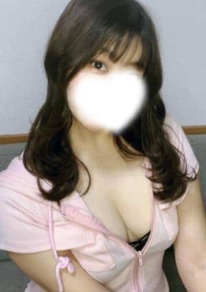 鳴沢めぐみ