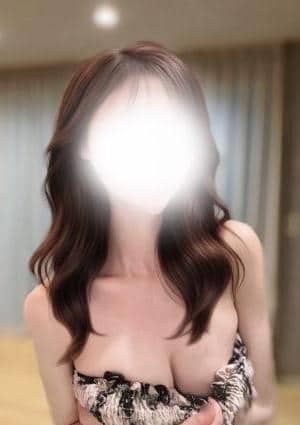 Brown（ブラウン） セラピスト 小日向るか