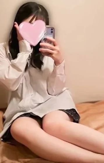 scrape_url:https://img.estama.jp/shop_data/00000040892/cast/sub/357x556/img_7dqzq_20260125181608.jpg?f=webp