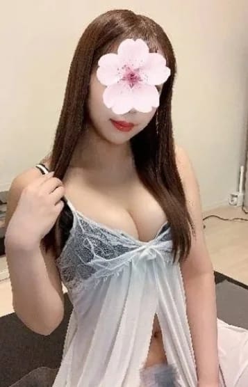 scrape_url:https://img.estama.jp/shop_data/00000040892/cast/sub/357x556/img_5q0bb_20251012133853.jpg?f=webp