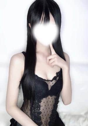 逢坂ゆら