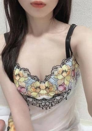 BABYDOLL SPA 名古屋 セラピスト すず