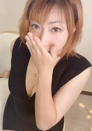 新人あゆ