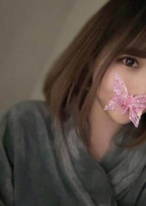 高梨ここあ