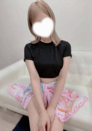 白桃まな