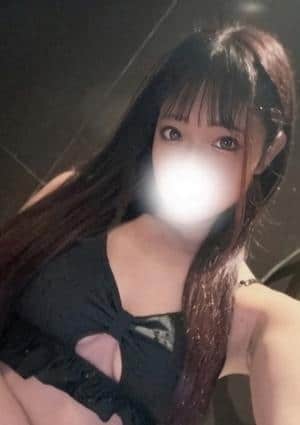 成海まな