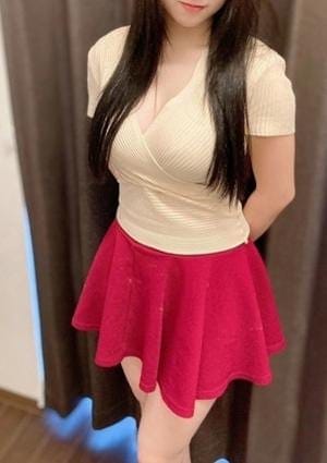 larus（ラルス） セラピスト あいな
