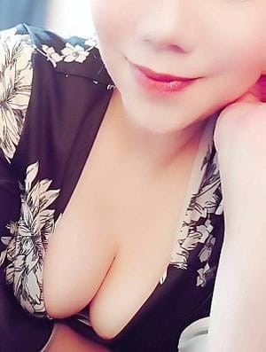 萌那