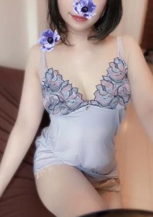 涼葉なな