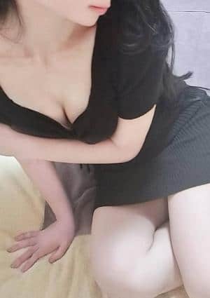 milimili セラピスト ひとみ