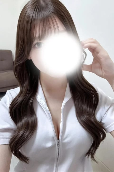 田町 ・ 三田メンズエステ Crossfade（クロスフェード） セラピスト りおん 20歳