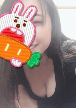 宇佐美 茜