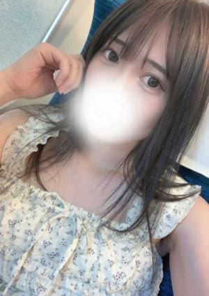 みい