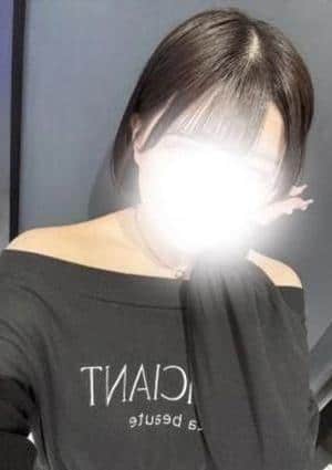雅 芽衣
