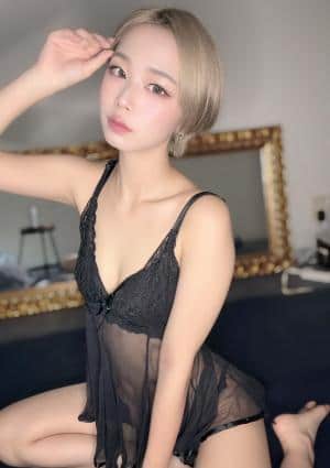 月島　るな